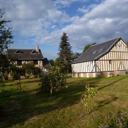 La Villa Qui A Du Chien Neuville-sur-Touques Экстерьер фото